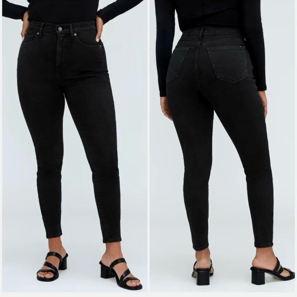 Everlane black the curvy high rise skinny crop jean